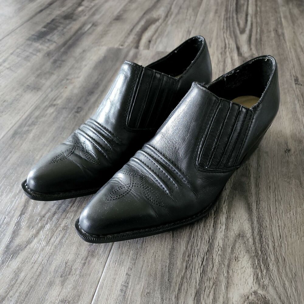 Maine Woods Slip on Sho Womens Black 7.5 M Narrow Cheyenne